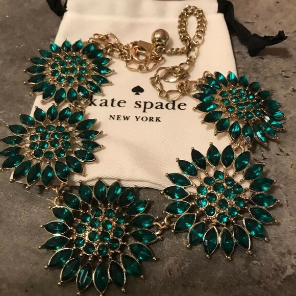 NEW Kate Spade Emerald Green Star Flower Necklace - Picture 4 of 8